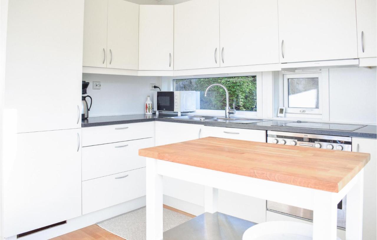 Stunning Home In Jorpeland With Kitchen 외부 사진